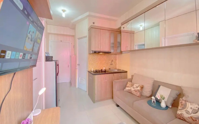Good and Warm 2BR at Green Pramuka City Apartment