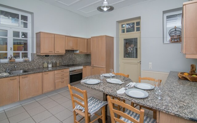 Cornillia's Home