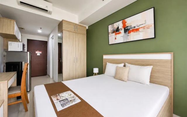 Bright Studio Apartment at Springwood Residence – Guest Rooms – Tangerang