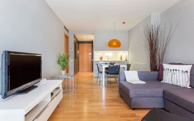 Stylish 1 Bedroom Flat Near La Sagrada Familia