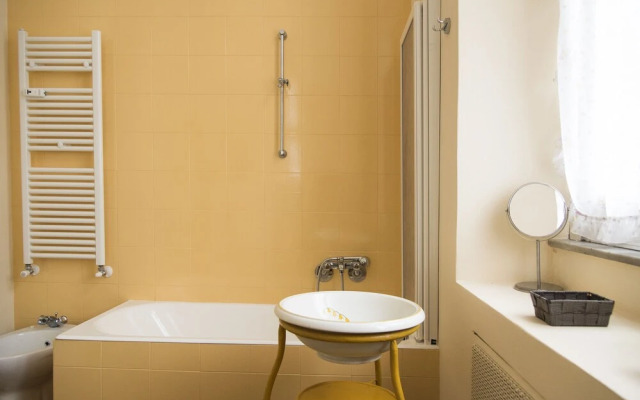 Pleasant 2 Bedrooms Flat in Brera