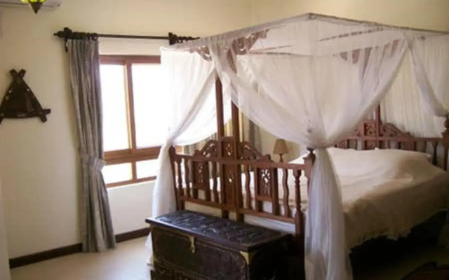 Blue Bay Cove, Penthouse 4