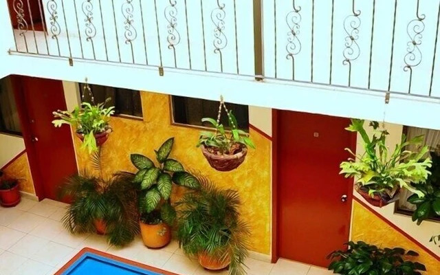 Hotel Quinta Paredes Inn