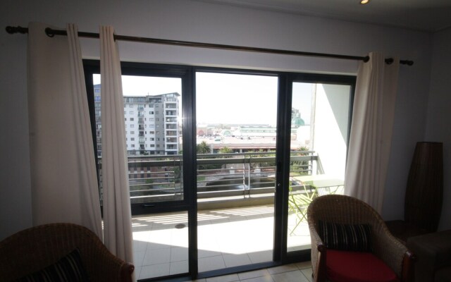 Manhattan 808 by CTHA