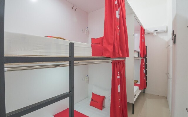 Reddoorz Hostel Near Mall Boxies 123