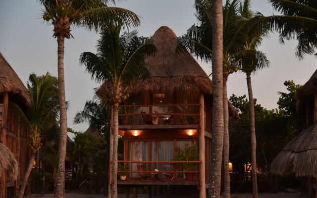 Blue Holbox Beach Front