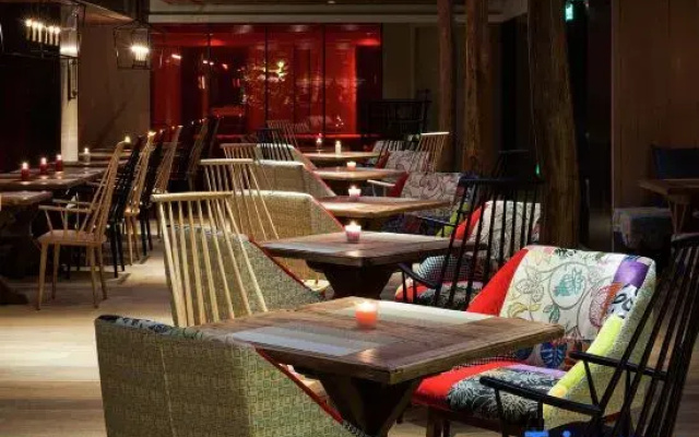 22Du Boutique Theme Hotel (Harbin Qunli Yuanda Tiyu Park Subway Station)