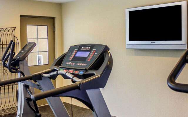 Quality Inn Waterbury East