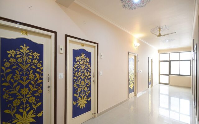 OYO 12724 Hotel Stay Bridge