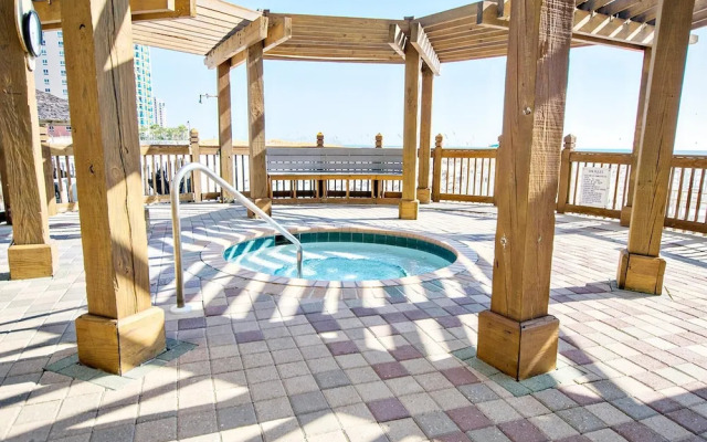 Pelican Beach Resort 308