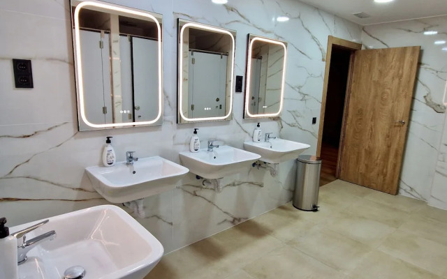 Velvet Hostel Business