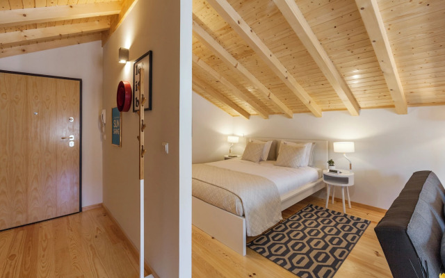 Oporto Local Studios