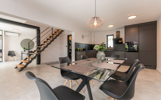 Villa Blackwood