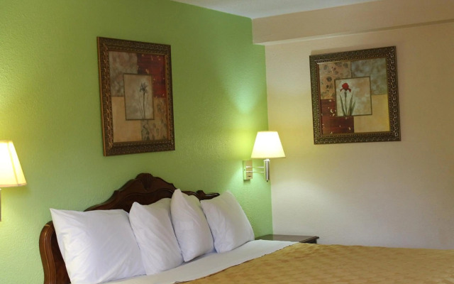 FairBridge Inn & Suites McDonough