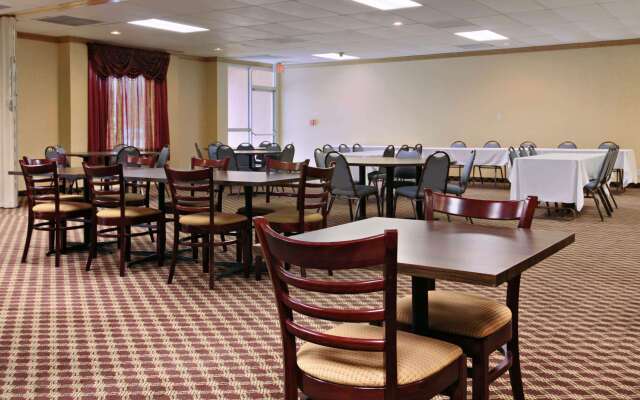Days Inn by Wyndham Conneaut