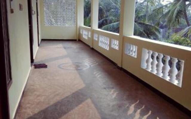 Muthu guest house