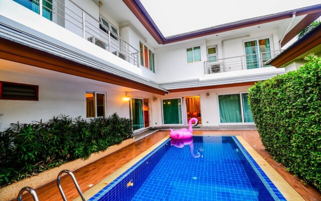Baan Janchai Pool Villa By Pinky