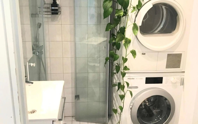 Avara keskusta asunto + oma ilmainen parkkipaikka