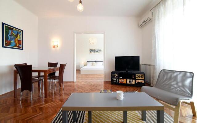 Sunny Apartment
