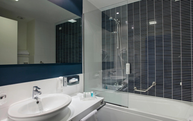 Holiday Inn Milan Nord Zara by IHG