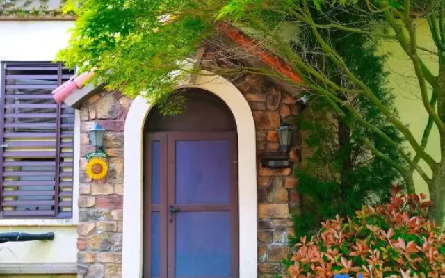 Mr. White Rabbit Guesthouse – Outside – Yantai