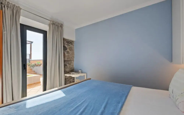 Quinta do Checa by Homie