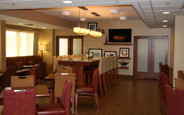 Hampton Inn Hillsville