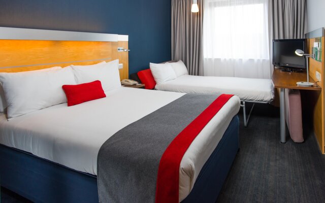 Holiday Inn Express Hemel Hempstead, an IHG Hotel