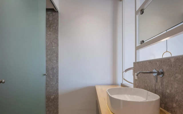 Nima Boutique Hotel