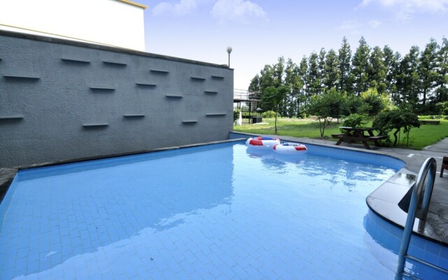 Jungmun Family Resort