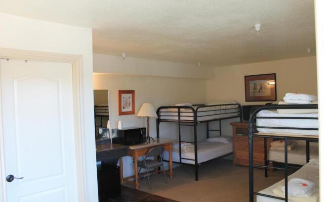 Whitney Portal Hostel And Hotel