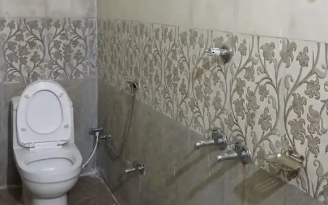 Goroomgo Himalayan View ukhimath