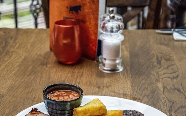 Harper's Steakhouse with Rooms, Southampton Swanwick Marina