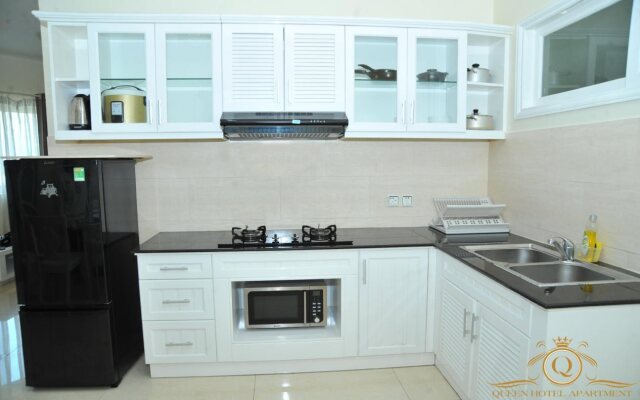 Queen Central Apartment Hotel