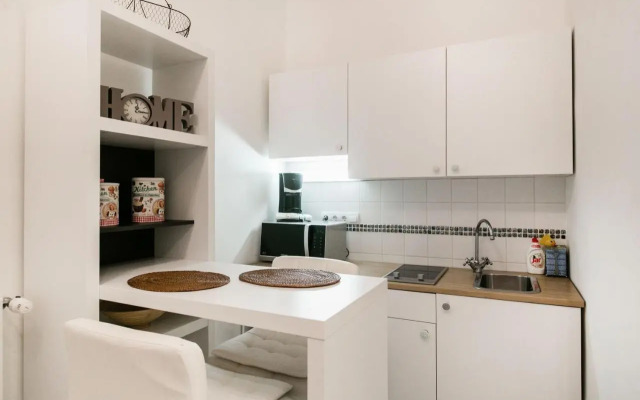 ND 18 Apartments