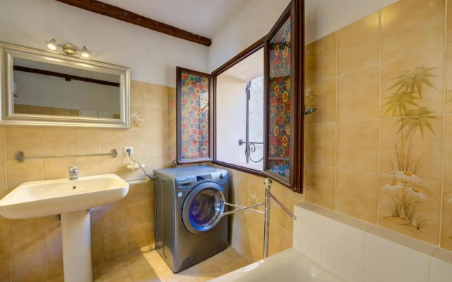 Ancienne Mairie Vieux Village Roquebrune 3 bedroom apartment