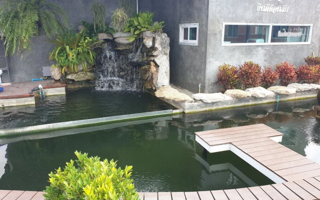 OYO 683 Baan Lo Samphao