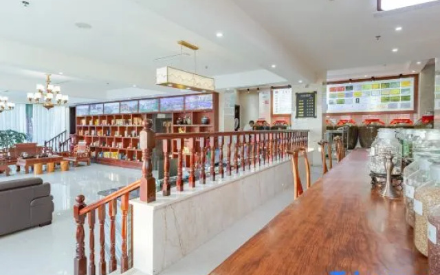 Renhuai Jiangwang Hotel (Maotaizhen Tianniang Scenic Area)
