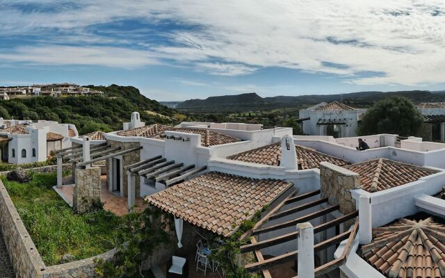 Sardinia RE - Villino Azul