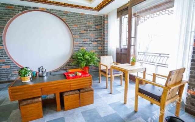 Yijie Holiday Chain Hotel (Tai'Erzhuang Ancient City)