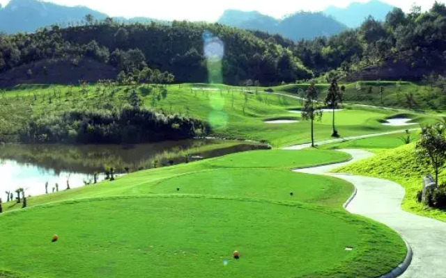 Wuyishan  Scenery Hotel