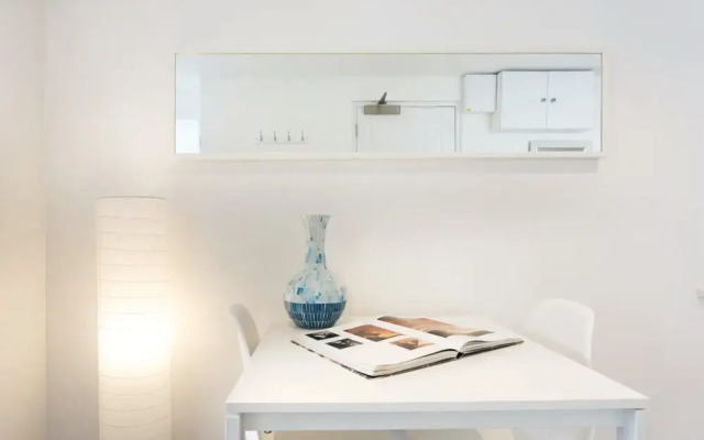 Manor House Studio Apartment B