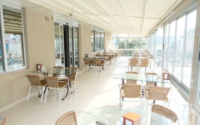 Karat Ayseli Otel