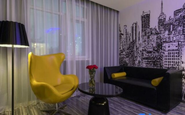 Orange Hotel (Heze Renmin Road)