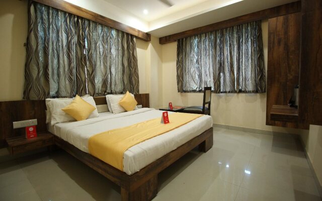 Oyo 5330 Hotel Green Apple