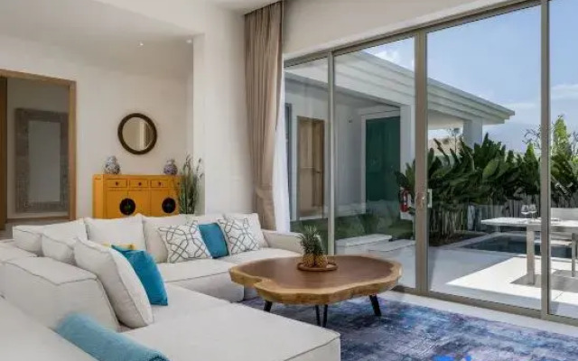 Two Flamingo Villa 2