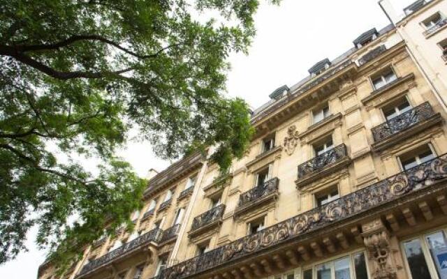 Luxury Apartment in Paris Center - Louvre Museum