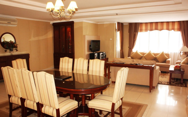 Travellers Suites Serviced Apartments