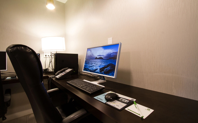 Holiday Inn Victorville by IHG