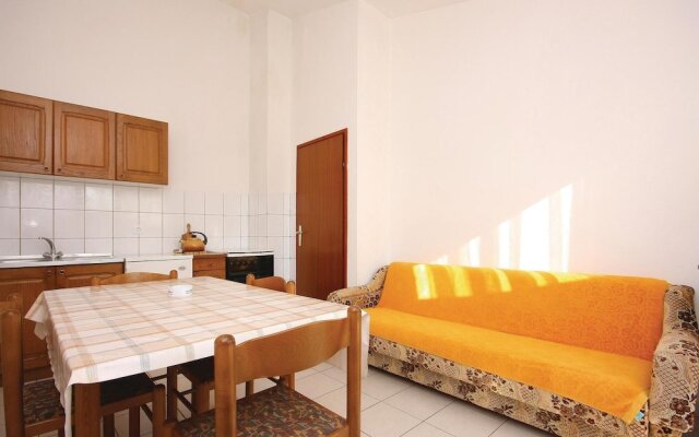 Awesome Home in Sibenik With Wifi and 3 Bedrooms